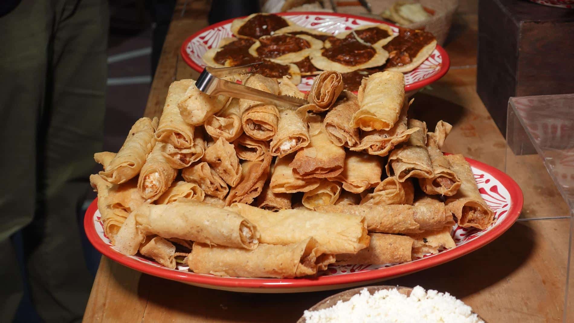 CANAPES Y ANTOJITOS (3)